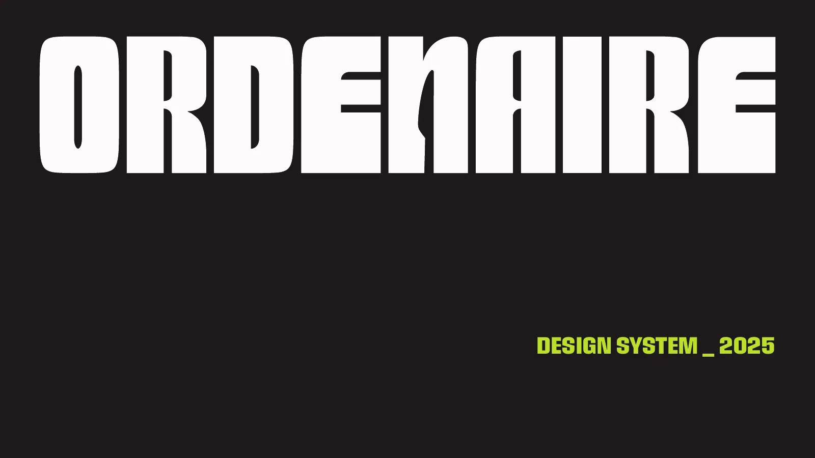 شعار Ordenaire الأبيض على الأسود